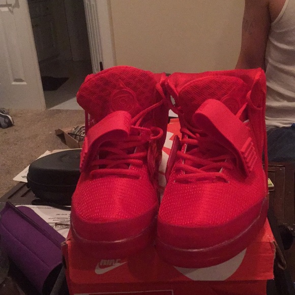 Nike YEEZY Sp 2 Red October - Picture 2 of 6